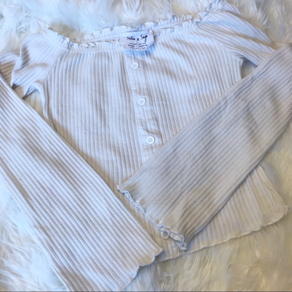 SADIE & SAGE Bell Sleeve Ruffle Hem Detail Top